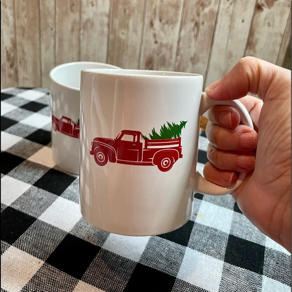 ⤵️ DesignPAC Red truck Mugs Set of 2 with faux whipped cream - Picture 7 of 15